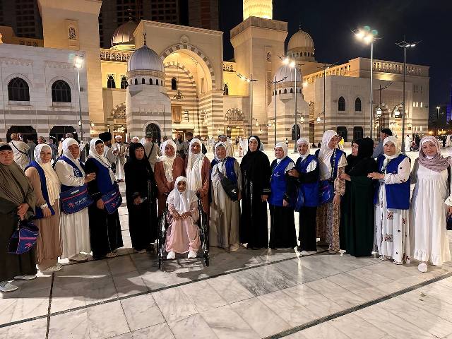  Sikre Dem Deres Umrah-rejse for 2026 i dag! Centrum Holidays' pladser er yderst eftertragtede og forsvinder hurtigt. Grib chancen NU for en ubesværet, fuldt licenseret og guidet spirituel oplevelse. De fortjener denne fredfyldte og komplette Umrah. Ring med det samme for at garantere Deres plads og påbegynde Deres uforglemmelige rejse: +998 77 193 9999. Taomlar 1 | umra2025.uz - Umra Safari 2026